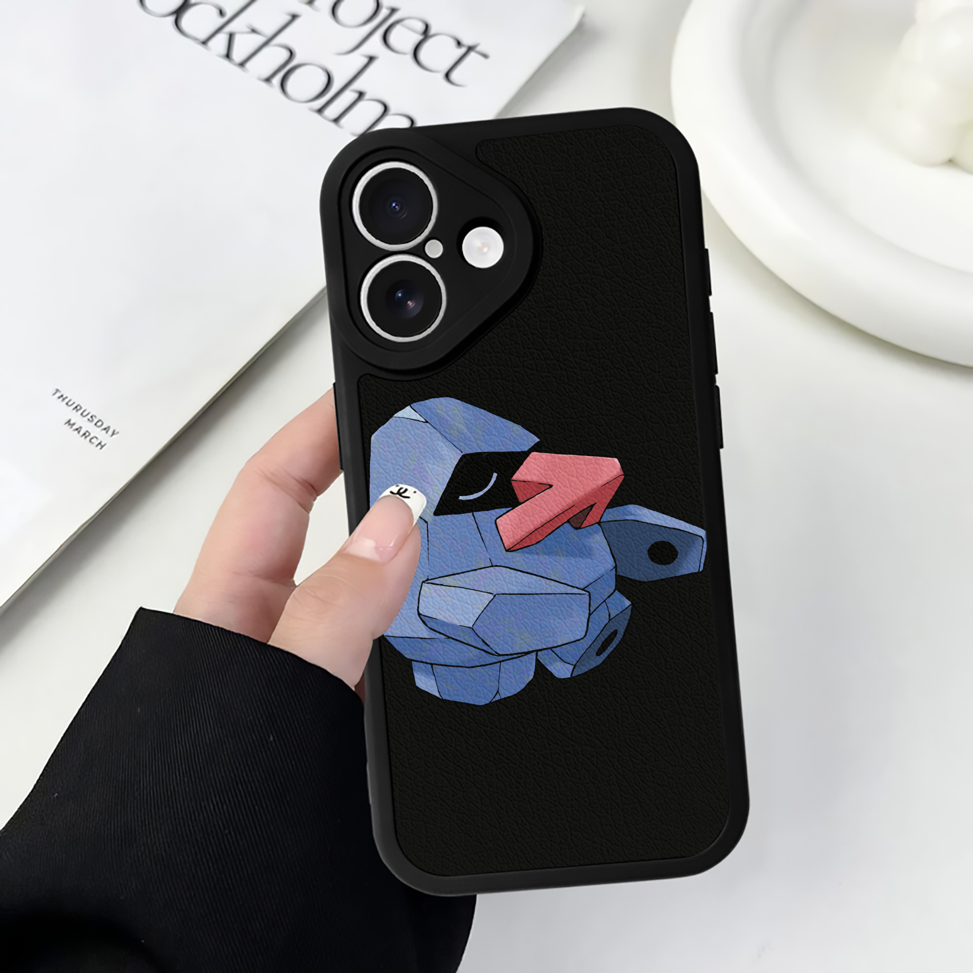 （画像用） ポケットモンスター Pokémon 【iPhone 16シリーズ対応】シリコンスマホケース（レザー調） 材質：シリコン